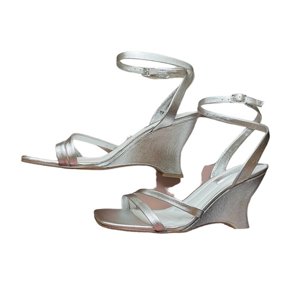 Franco Sarto Women’s L-Franca Silver Wedge Sandal Ankle Strap Closure NIB 7.5 - Picture 3 of 7